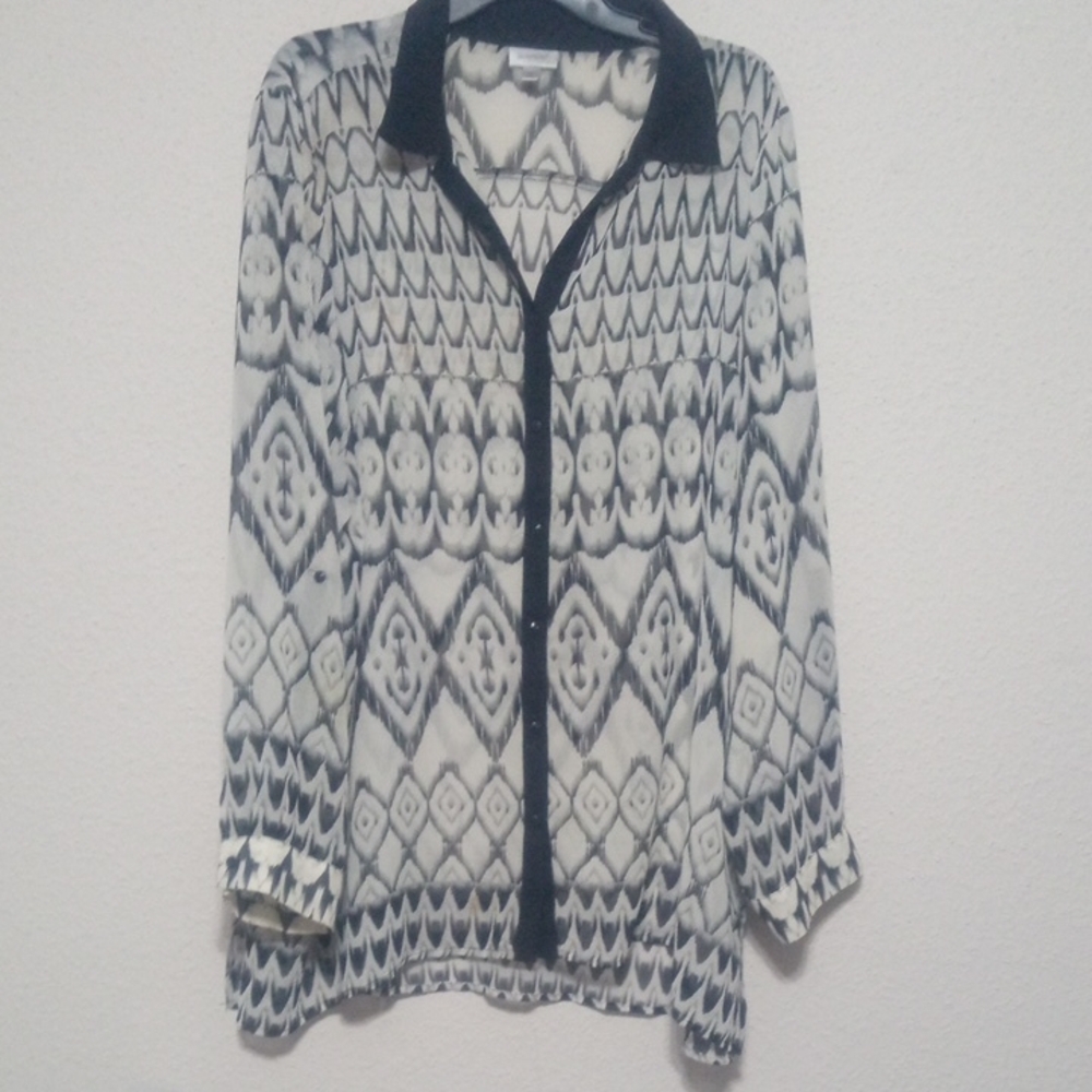 Avenue Monochrome Patterned Button Down Shirt